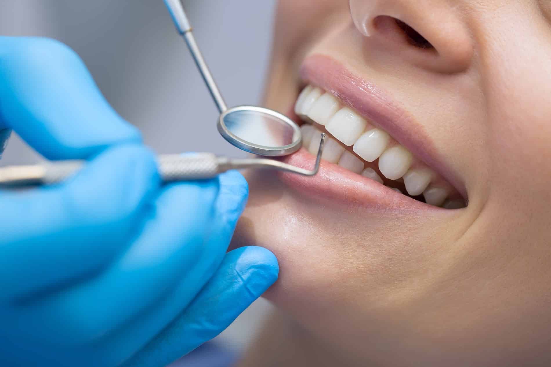 RootCanal3_AdobeStock_100592748_1900x1267-min endodontic therapy from Everlasting Dental Care in Falls Church VA